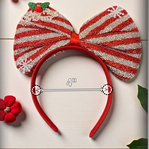 Minnie Mouse Merry Christmas Snow Flake - Picture 5 of 6